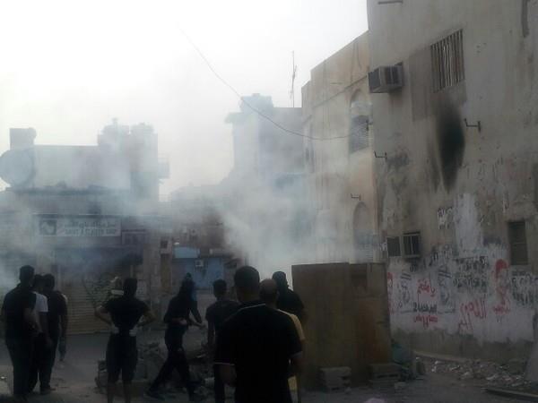 PearlSquare_March_Teargas_20-4-2013